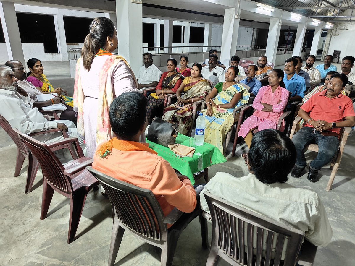 DrPoonam_Arora's tweet photo. Insightful discussion at the Mandal meeting in Rangat, Middle Andaman! Engaged with our dedicated party Karyakartas and successfully conducted the Labharthi Sampark Workshop.
#labharthisampark
#Mera_Vote_Mere_Modi_Ko #Aashirvaad_Dil_Se_Modi_Phir_Se
