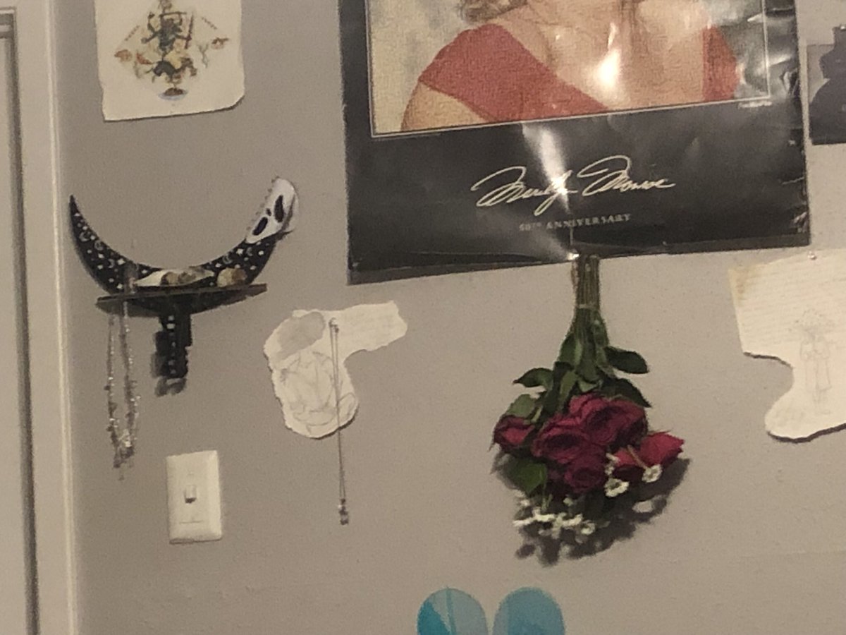 🖤
