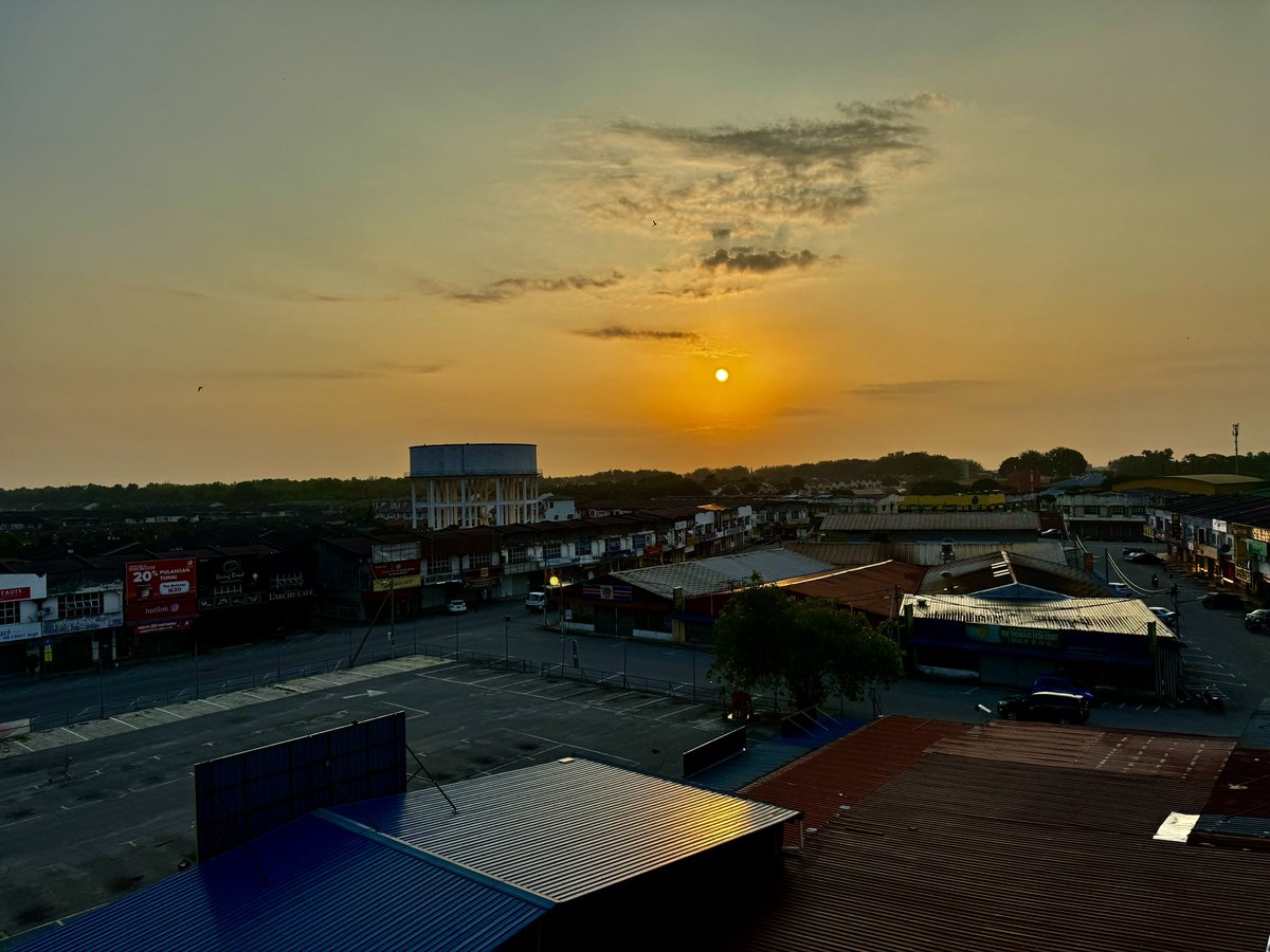 yong_ahyong's tweet image. 