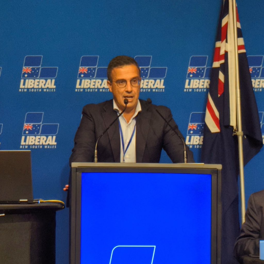 Addressing Members on the tough, but exciting, campaign ahead to defeat an out of touch Albanese Labor government that is ignoring the cost of living crisis and plight of NSW households. It was tough following great speeches by @sussanley, @MarkSpeakman and @JasonGFalinski.