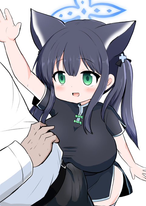 子供の目線から先生の大きさに驚くシュエリン(ロリ巨乳) 