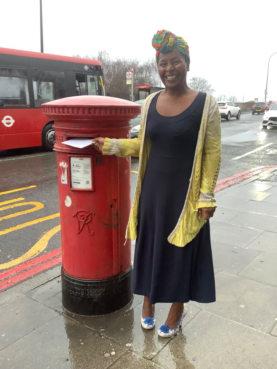TheWritingWeb's tweet photo. Happy #PostboxSaturday from this Victorian postbox. It’s hung out on this corner in all weathers for over a century witnessing both the arrival and closure of Catford Stadium aka ‘Catford Dogs’ home of the iconic South London greyhound racecourse (1932- 2003). 💌 https://t.co/NZZkI1WMlQ