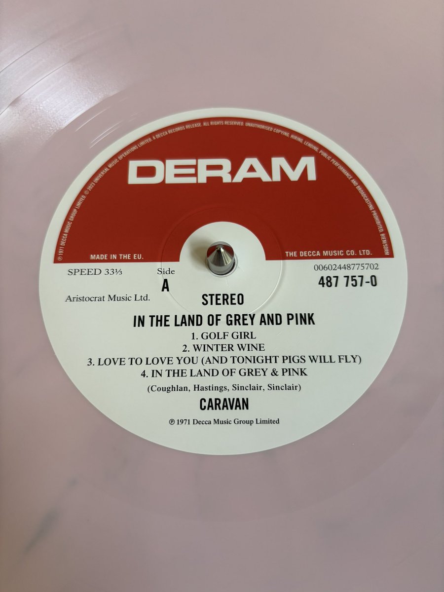 Spoonfull79's tweet photo. CARAVAN “In The Land of Grey and Pink” ドイツ版のリマスターが2022年に出ててレコード屋て発見即買い！BBCセッション付きの2枚構成、ピンクのレコード。叙情派プログレの歴史的名盤。 https://t.co/UR3frRNmia