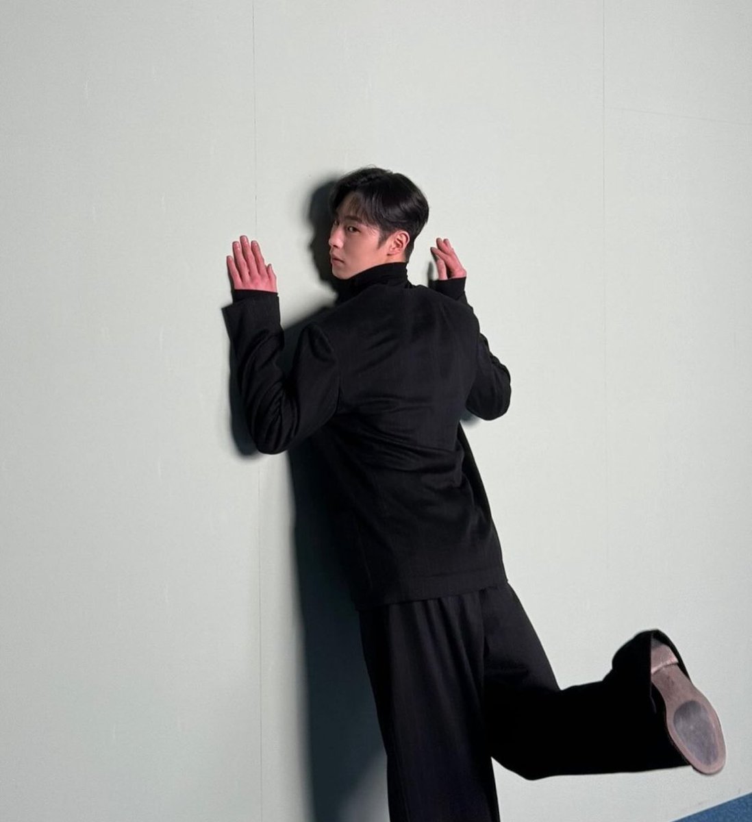 이 남성 한 살 더 먹더니 더 귀여워짐