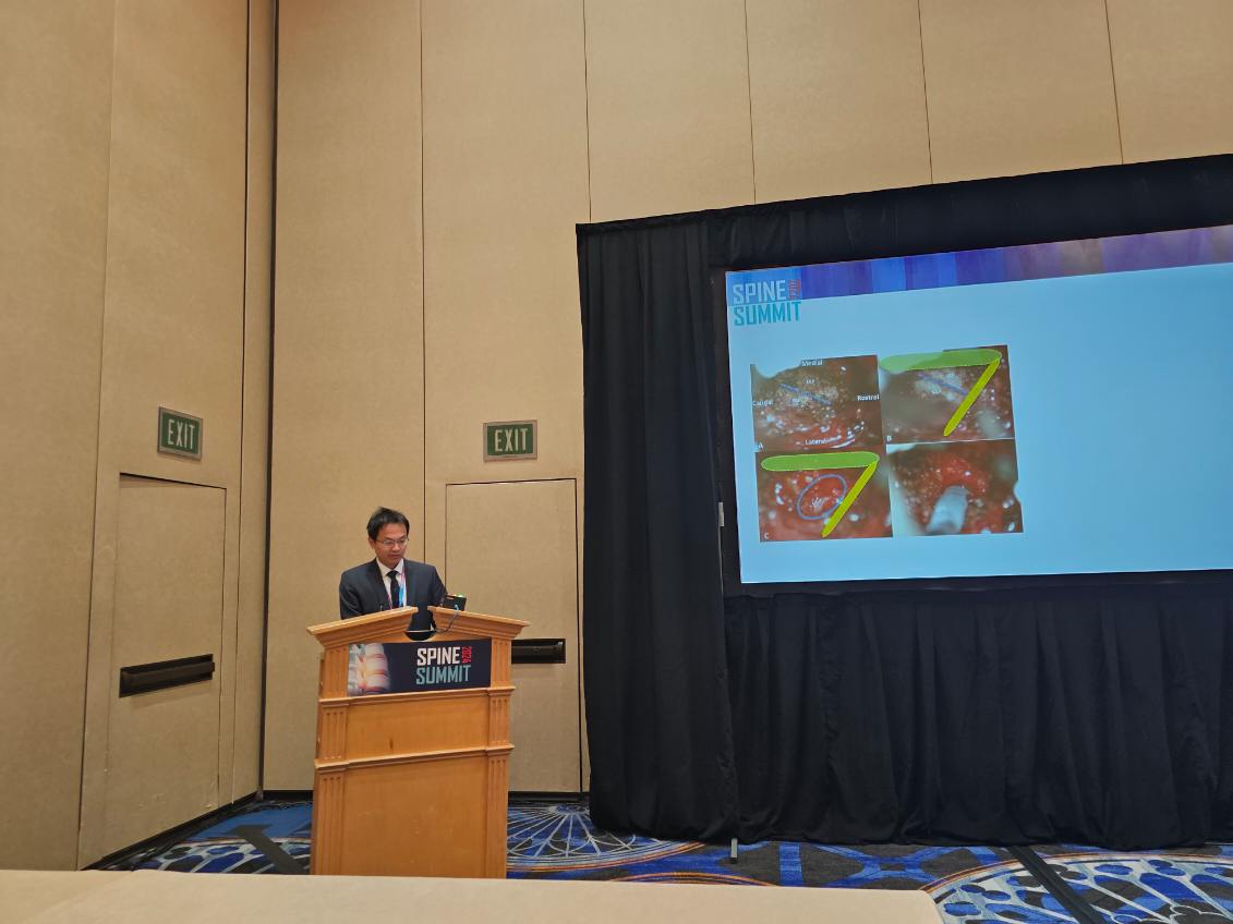 abdelbarrspine's tweet photo. Another great day @spinesection.Gave a talk on the cost savings of #awakespinesurgery.Dr. Chuan-Ching Huang from Taiwan won an award for novel TLIF. This work was in collaboration  @ebraxtonmd.Helped teached endoscopic spine surgery with Dr. Mark Mahan.
#mentorshipmatters https://t.co/dj9s58GWv6