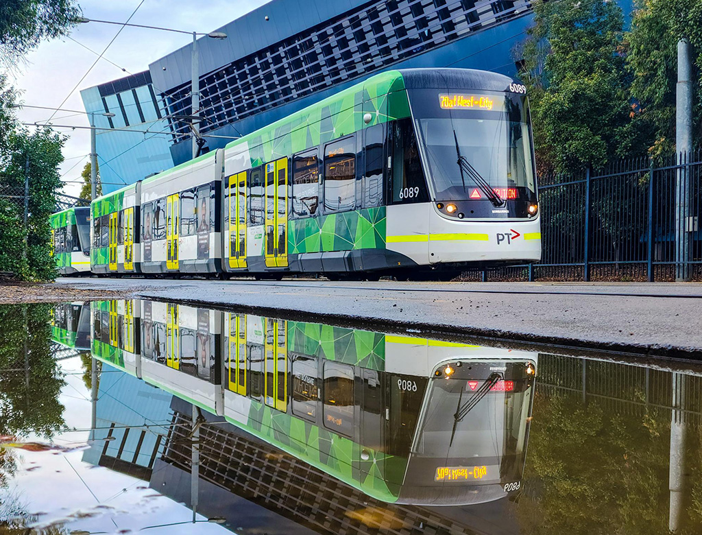 yarratrams's tweet photo. Heading to @MCourtArena tonight to see former #ChicagoBulls stars #ScottiePippen, #LucLongley and #HoraceGrant ? We’ve got extra trams to get you to and from the show!
Details: https://t.co/qTF6Q4WRWu
Plan your journey https://t.co/TXiiaUZGtV
#PTV https://t.co/VtL6XRY6RQ
