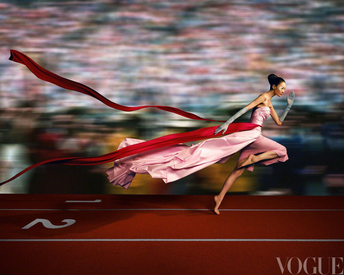 beyzanurapaydin's tweet photo. @SapphireOA Even these 2 images alone prove how creative Vogue China was under her direction https://t.co/dJJ6P2Uxe8