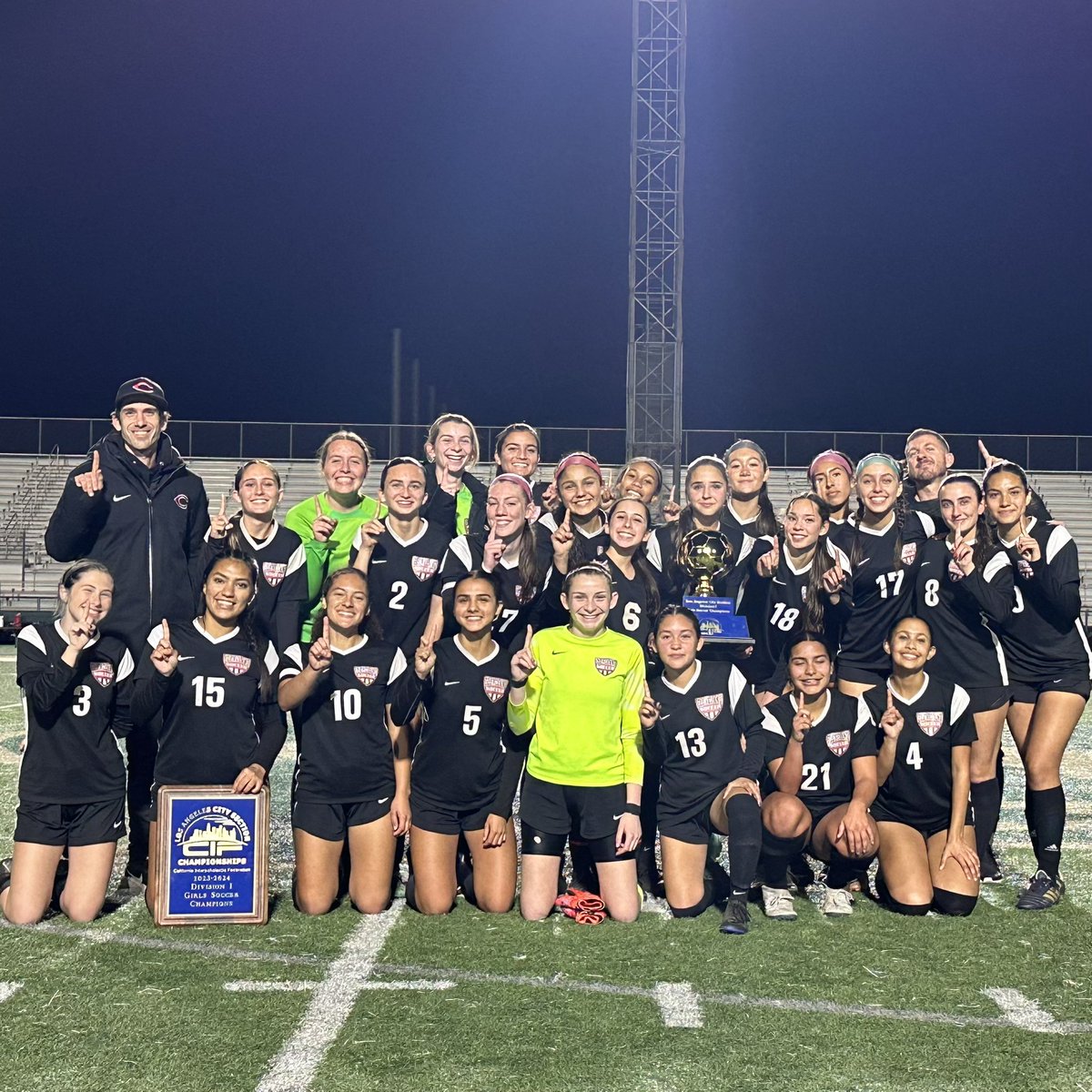 D1 City Champs ❤️⚽️🖤⚽️🤍 @CavsAthleticsAD @CIFLACS @LASchoolsNorth @ScottAtLAUSD @LASchools