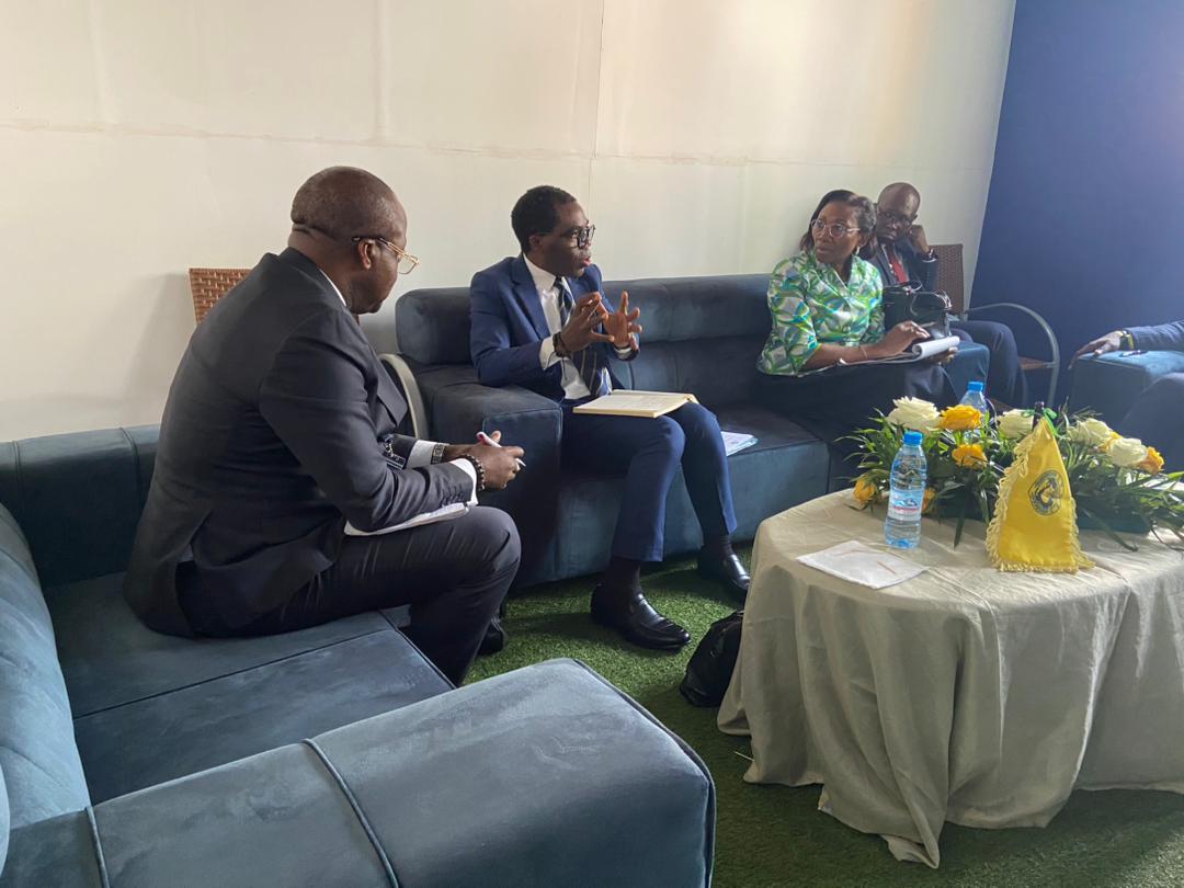 Hier dans l'après-midi s'est tenue une séance de travail en prélude à la conférence de clôture qui elle aura lieu ce samedi 24 Février, en baisser de rideau de la série de travaux très enrichissante ayant rythmé le passage de la très prestigieuse #CEMAC à #Promote2024.