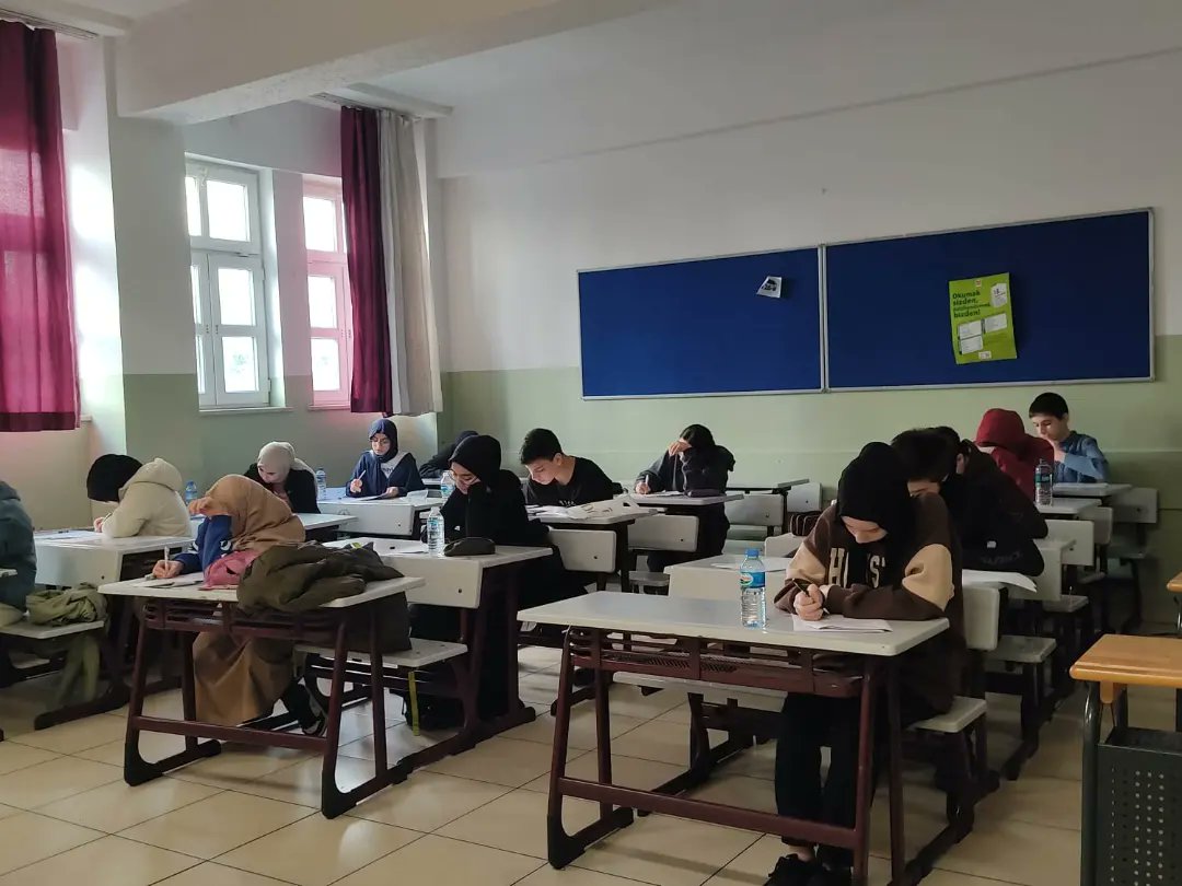 ist_mem_din's tweet photo. İl Milli Eğitim Müdürlüğümüz Din Öğretimi Şubesi ve Temel Fikirlerden Temel Bilimlere Projesi iş birliğinde; İmam Hatip Ortaokullarına Yönelik İSBO Sınavının 2. Aşaması bugün gerçekleştirildi.
@meb_dinogretimi 
@drahmetisleyen 
@istanbulilmem 
@MucahitYentur 
@ahmettyapici https://t.co/IlkZtMsd6q