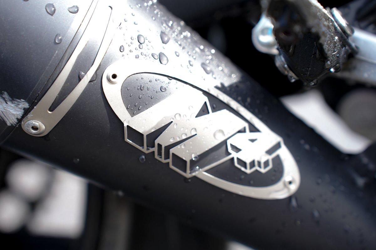 nishina_no_x's tweet photo. 雨降ってきた風に撮ったやつ。
洗車で無理やり濡らしただけ。
#impaktech #m4 #ninja #zx6r https://t.co/tNq6JximUO
