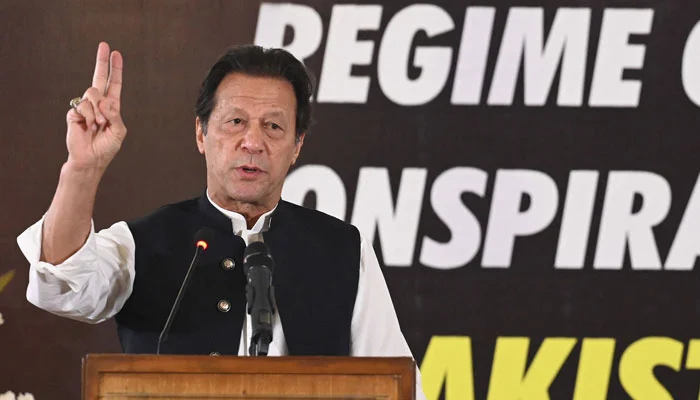 pakco_updates's tweet image. #Feb24 
2. #ImranKhan asked #IMF to not release the tranche to #Islamabad as #Pakistan witnessed rigging in its #elections and ensure things are done right. @imf_pakistan said its not part of its responsibility and is Pakistan's internal matter, rejecting his request.
#Saturday