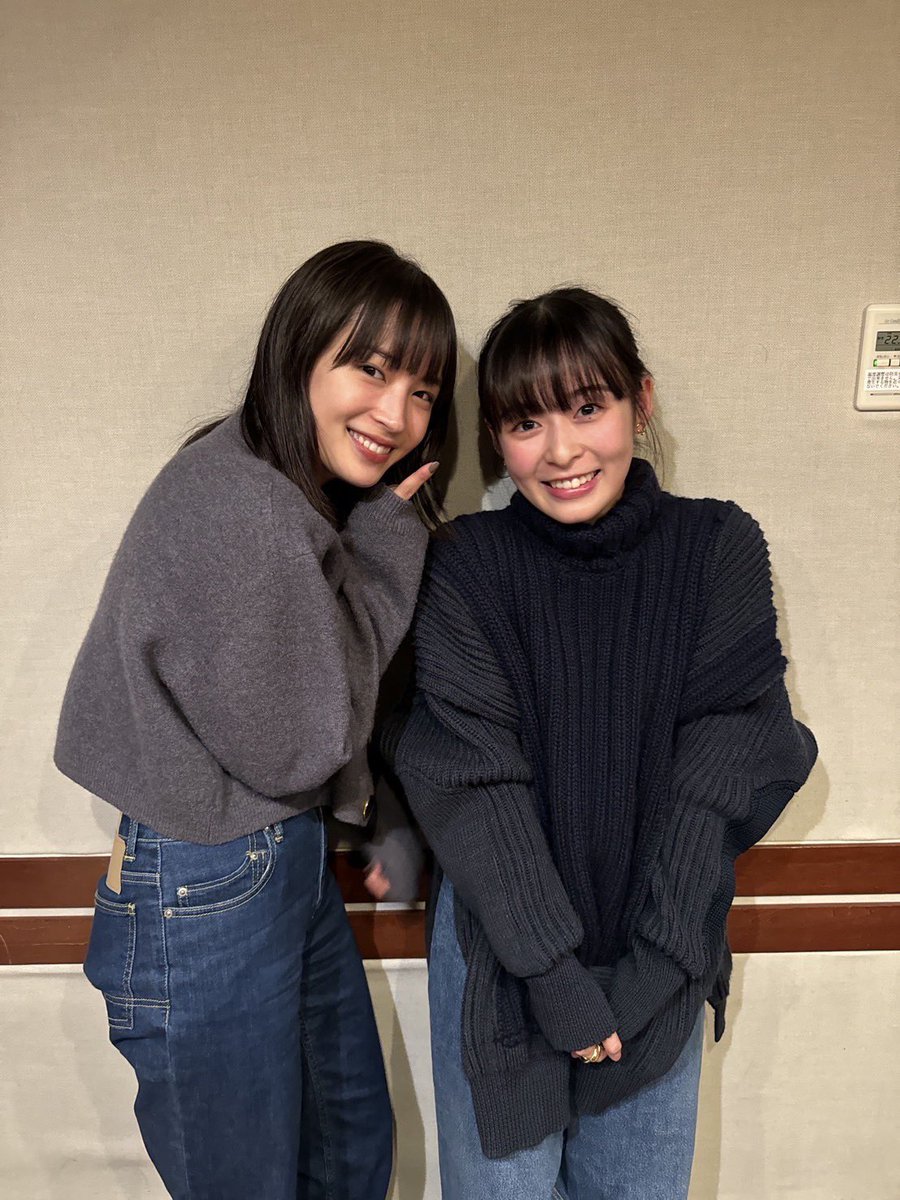 y_mami_ya's tweet photo. 2人とも可愛すぎて可愛いの渋滞すぎる💭︎💕︎

#森七菜 #広瀬すず https://t.co/9ZLpiRWHqS
