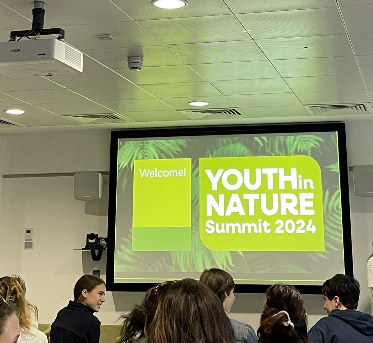 AliceLArmstrong's tweet photo. I had some great chats with young conservationists and practitioners at the 2024 Youth in Nature Summit! 

We also led a workshop on how to establish your own youth board, drawing from insights gained from our experiences on the @OfficialZSL Youth Advisory Board. https://t.co/pp0mo7toOd