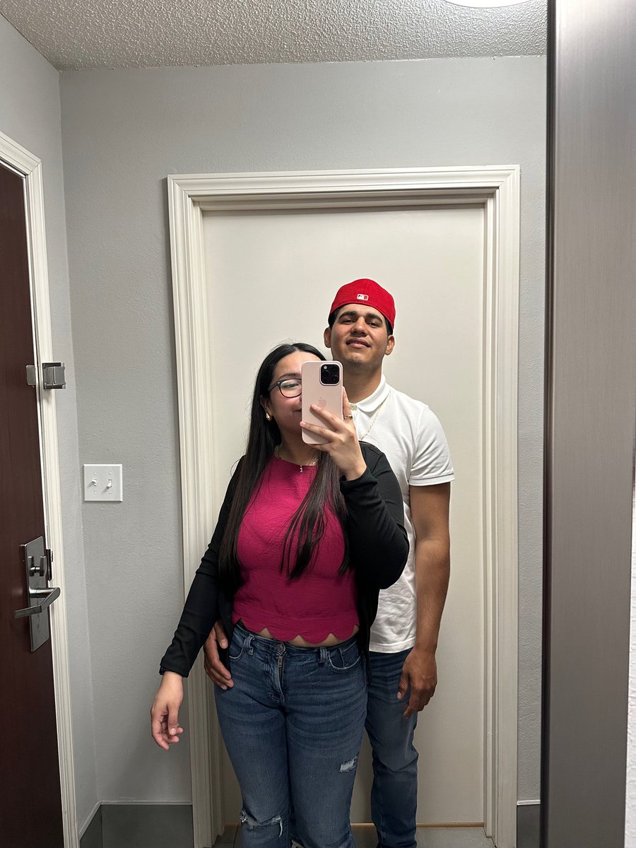 esmyrobledo's tweet photo. que te amo con toda mi vida ♥️ https://t.co/F1oU04P2g1