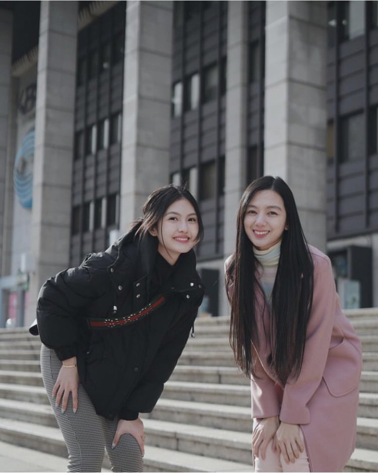 Ranpoy1Yap's tweet photo. Very ganda day 2 Korea @selaguia at @jennicagarcia5 🇰🇷
#koreaday2 https://t.co/mdUJx5O6It