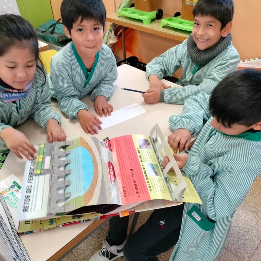 FEPSantRamon's tweet photo. Després de mesos de treball dijous passat van començar amb èxit rotund el segon curs de capses d'aprenentatge a cicle inicial. Perquè #aprendreimporta https://t.co/pOycN6NXkh