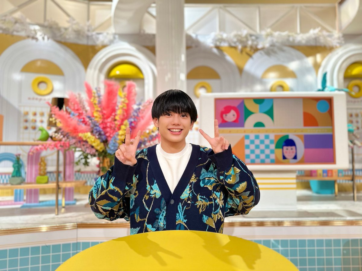 jr_official_X's tweet photo. 今朝の『 #あさパラＳ 』に #真弓孟之 が出演しました💐
ご覧いただきありがとうございました✌️😀✌️

#AmBitious https://t.co/Sp0DsBx1bM