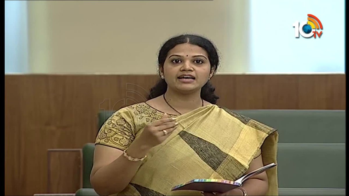 AndhraFactCheck's tweet image. మహిళపట్ల చంద్రబాబు  చిన్నచూపు
- ఎర్రన్నాయుడు కుమార్తె ఆదిరెడ్డి భవానీని వంటింటికే పరిమితం చేసిన చంద్రబాబు
- ఆమె భర్త వాసుకు రాజమండ్రి సిటీ టిక్కెట్‌

@AfcPolitical
@iTDP_Official
@JaiTDP
@naralokesh
@JanaSenaParty
@PawanKalyan
@Swathireddytdp
@YSRCParty