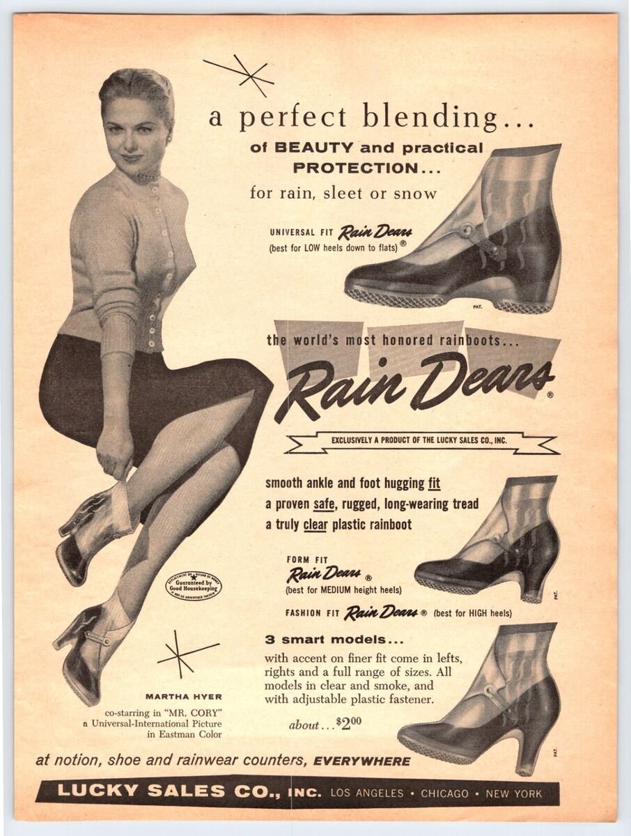 imthespecialk's tweet image. In the 50s women could wear plastic covers for their shoes known as puddlers or galoshes from brands such as Rain Dears and while we&apos;ve seen the return of the 50s and 60s in the lastest trends it was a surprice to see them in Blumarine aw24, I hope these hit our closets very soon