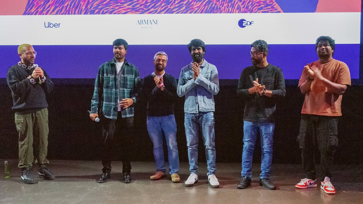 A few more pics from the @berlinale Screening 4. Can't express our gratitude with mere words. Thank you, peeps 🙏

#Kottukkaali #KottukkaaliAtBerlinale #Berlinale #BerlinaleForum #BerlinaleForum2024 @BerlinaleForum

@Siva_Kartikeyan @KalaiArasu_ @sooriofficial @PsVinothraj