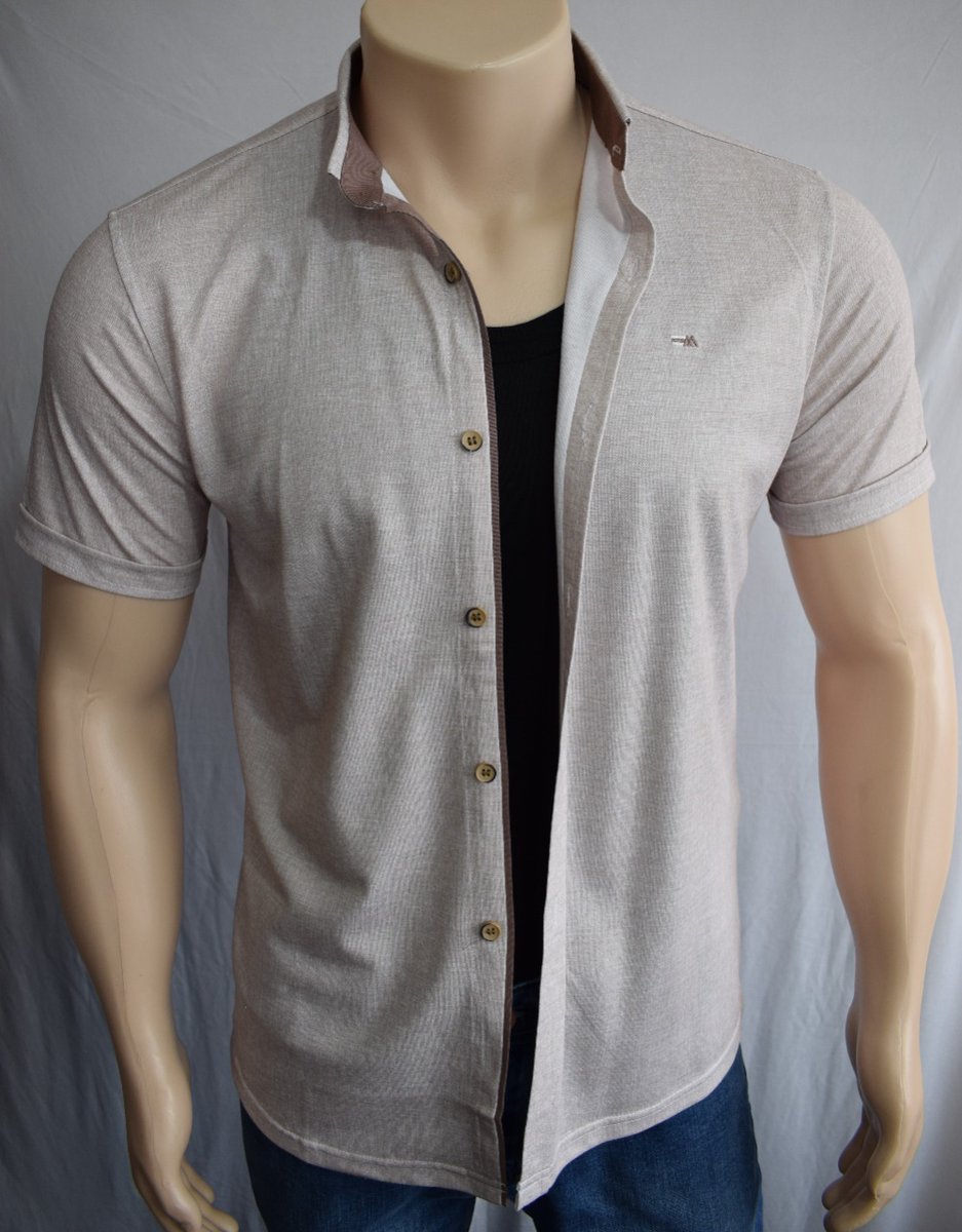 CollectionsMarc's tweet image. We are located Nairobi CBD along Moi avenue, in Digital Shopping Mall, Ground floor, shop G34 &amp;amp; G35. We are Opp. MKU Towers &amp;amp; behind Nation Center. Please call or WhatsApp 0746 817388
maps.app.goo.gl/iyL731pwu7wvmc…
We deliver countrywide80