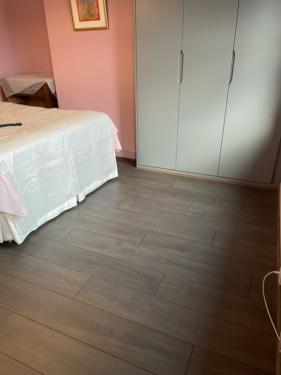 Laminate flooring supply and installation. Our flooring range is available to view and purchase via our website. 
#laminate 
#flooring 
#installation 
#flooringideas 
#bedroom 
#landing 
#home 
#plymouth 
#devon 
#cornwall