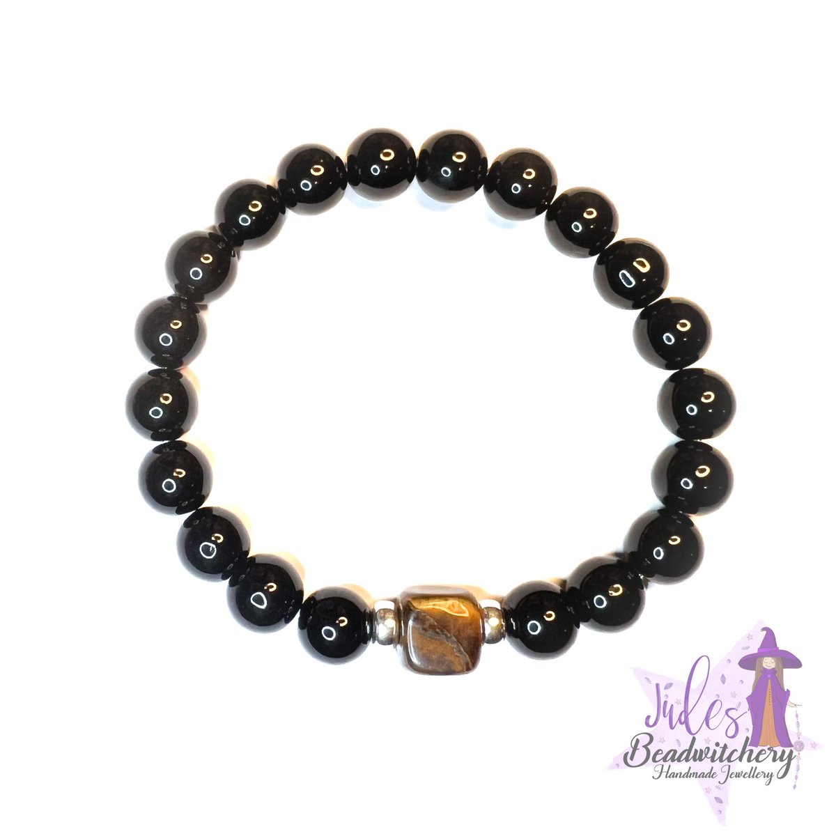 These Tigers Eye bracelets are now available to buy on Etsy, &amp; can be made for different sizes.

🤎🖤 The centre of the bracelet is a 10mm Tigers Eye cube, with Sterling silver spacers, and teamed with tigers eye, lava rock or black agate beads 🖤🤎

🛍️ etsy.com/uk/listing/168…