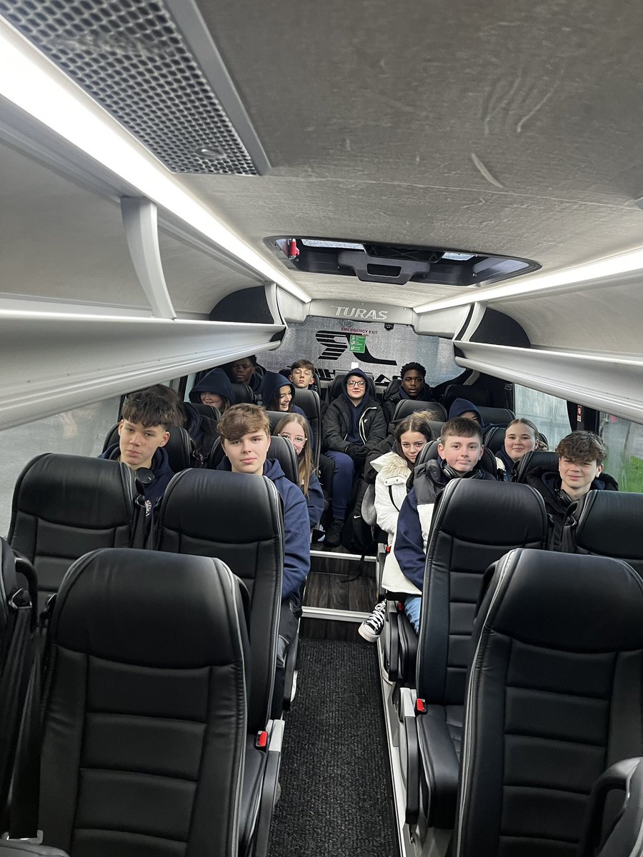 We’re off! Our amazing year 10 pupils begin their journey to New York as part of an outstanding school exchange opportunity with @TaithWales @intlinksglobal We visit Riverdale Country School and will be focusing on Art and Physical Education. #MIHSSUCCESS