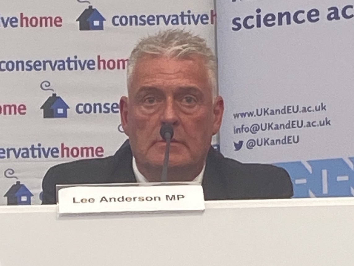 The deselection of the Labour candidate in Rochdale over antisemitism led the TV news for days. The blatant racism of Tory MP Lee Anderson is barely getting a mention. Why? #ToryRacism