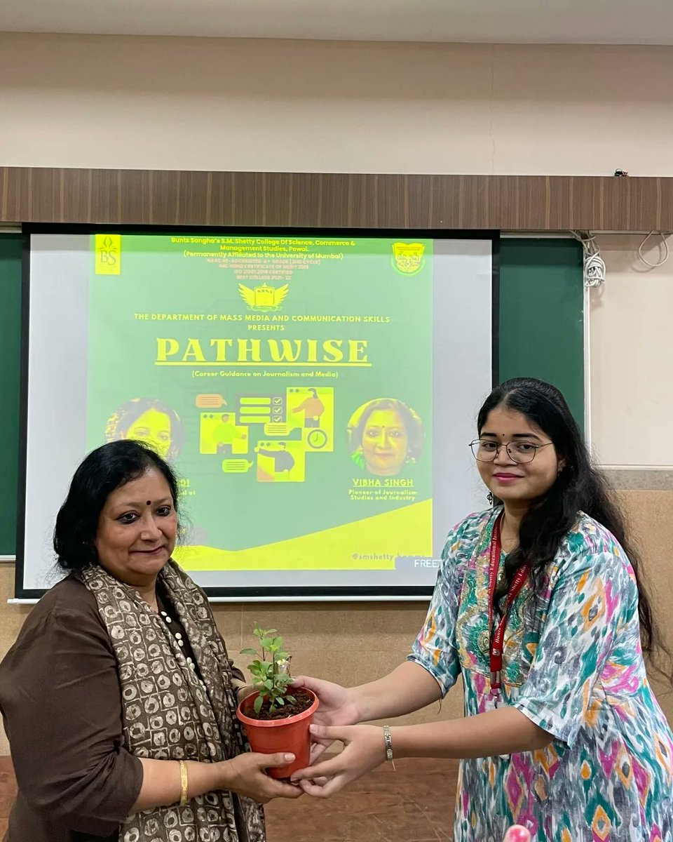 smshettybammc's tweet photo. ✨Pathwise session on -  Careers in Journalism,PR and Media 📰🎙️✨
.
Resource Person : Shubhangi Ghadi ( Public Relations Professional) &amp; Vibha Singh (Pioneer of Journalism Studies and Media) 
.
#TheStudio #Bammc #Pathwise #careerguidance #SMShettyCollege #media #journalism #pr https://t.co/1FnOonvDeQ