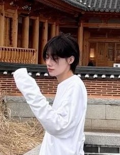 i_setnew's tweet photo. 헐 머리 개조은데...너무 내 취향인데🥹🥹 https://t.co/AV9gritMno