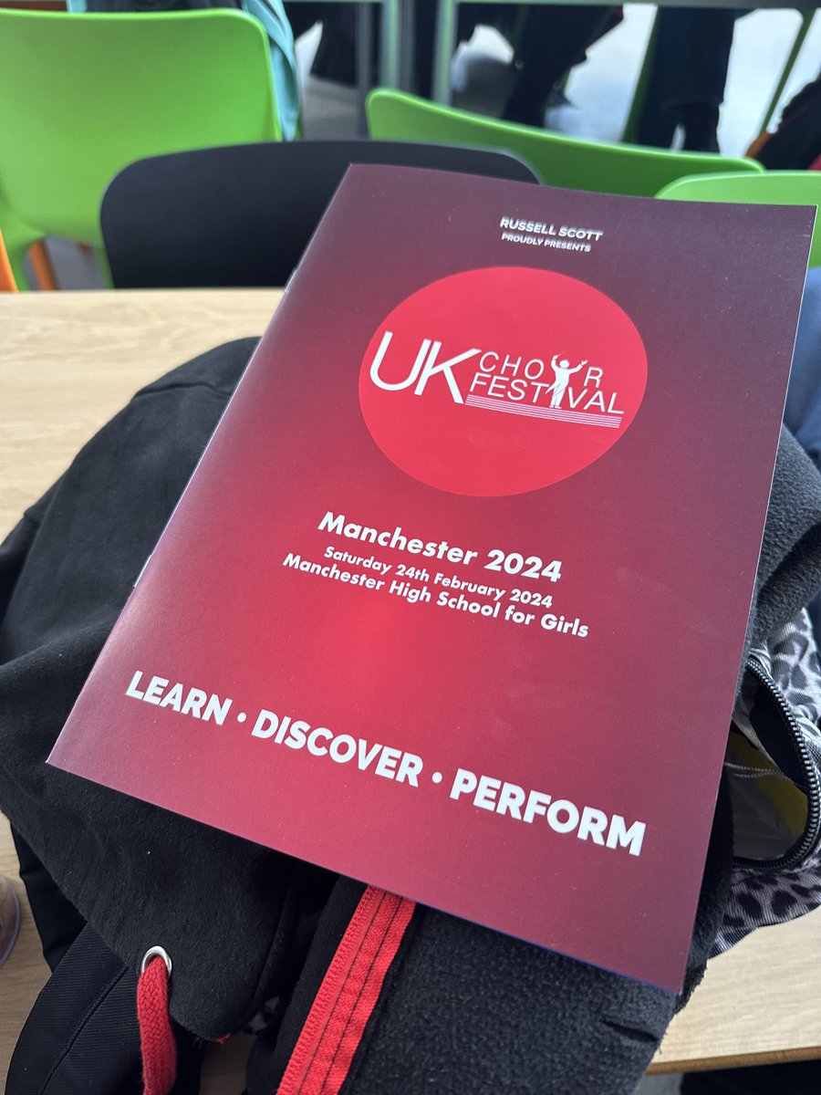 vgudge's tweet image. So excited to be @UKChoirFestival and looking forward to what the day has in store for @BarnsleySingers 🎶