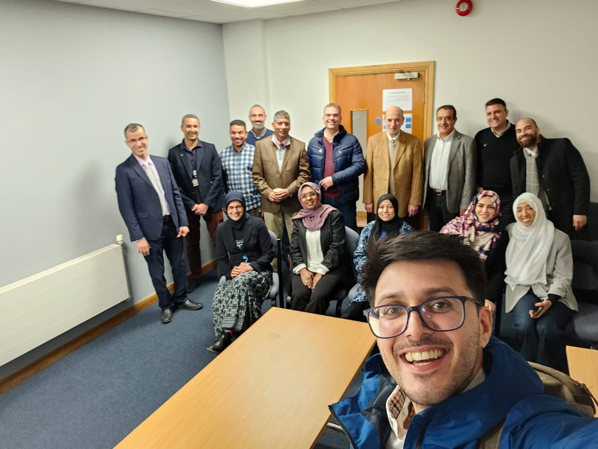 An excellent three days hosting Gulf transplant nephrology colleagues for our preceptorship course at @unibirm_MDS <a href="/unibirmingham/">Uni of Birmingham</a> <a href="/ImmunologyUoB/">Immunology and Immunotherapy</a>. Big thanks to <a href="/UHBRenalTXTeam/">UHB Renal Transplantation Team</a> MDT colleagues for contributing. Great interaction, engagement and exchange of ideas 👍🏽