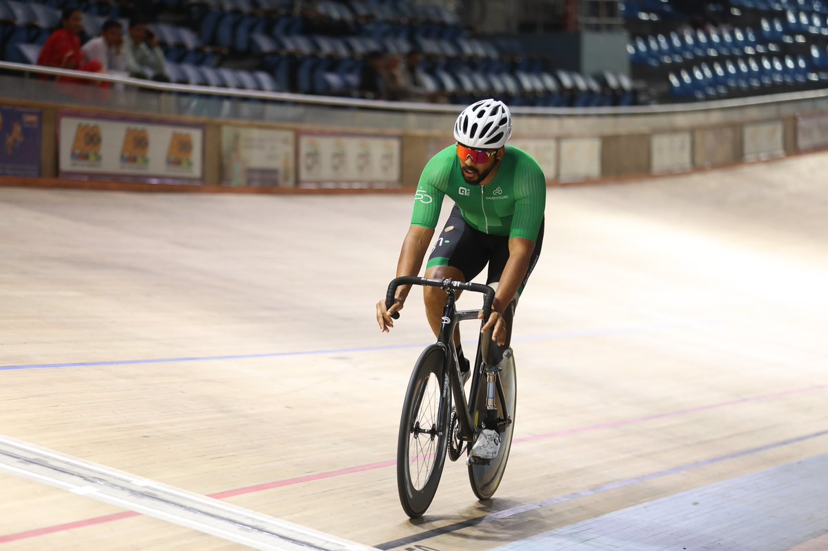 Saudi_Cycling's tweet photo. تألـق بارالمبـي آسيــوي🇸🇦 🤩
3 ميداليـات ملونـة في آخر منافسات المنتخب البارالمبي على مضمار انديرا غاندي 🇮🇳 
أبطـالنـا يحققون 
🥈 - بسام مجرشي فئة C4 
🥈 - محمد المري فئة C1
🥉 - راشد الأحمري فئة C3 https://t.co/ZaG117V6LZ