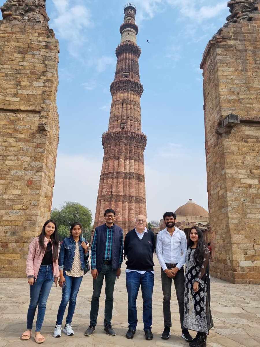 A day tour in Delhi with Professore and my PhD students! Had a wonderful day!