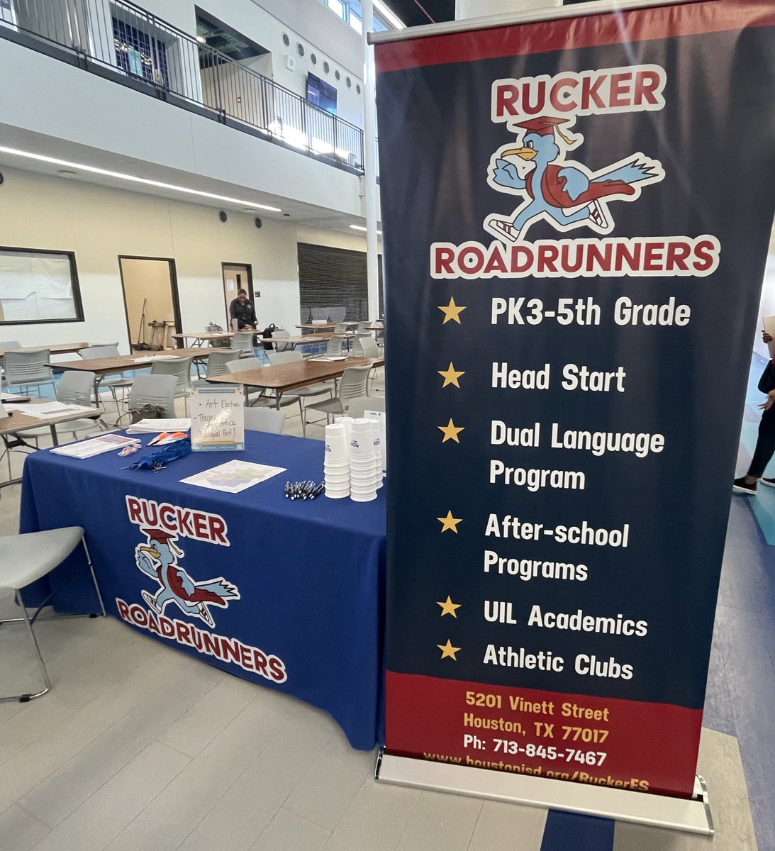 Come see us at the @RuckerHISD table this morning ☀️@Sharpstown_HS ! We are hiring a Teacher Apprentice (Bil. Preferred) and Elective teacher! 🌟 @HisdSouth @TeamHISD @JEOcanas1 @AnnaLWhite1