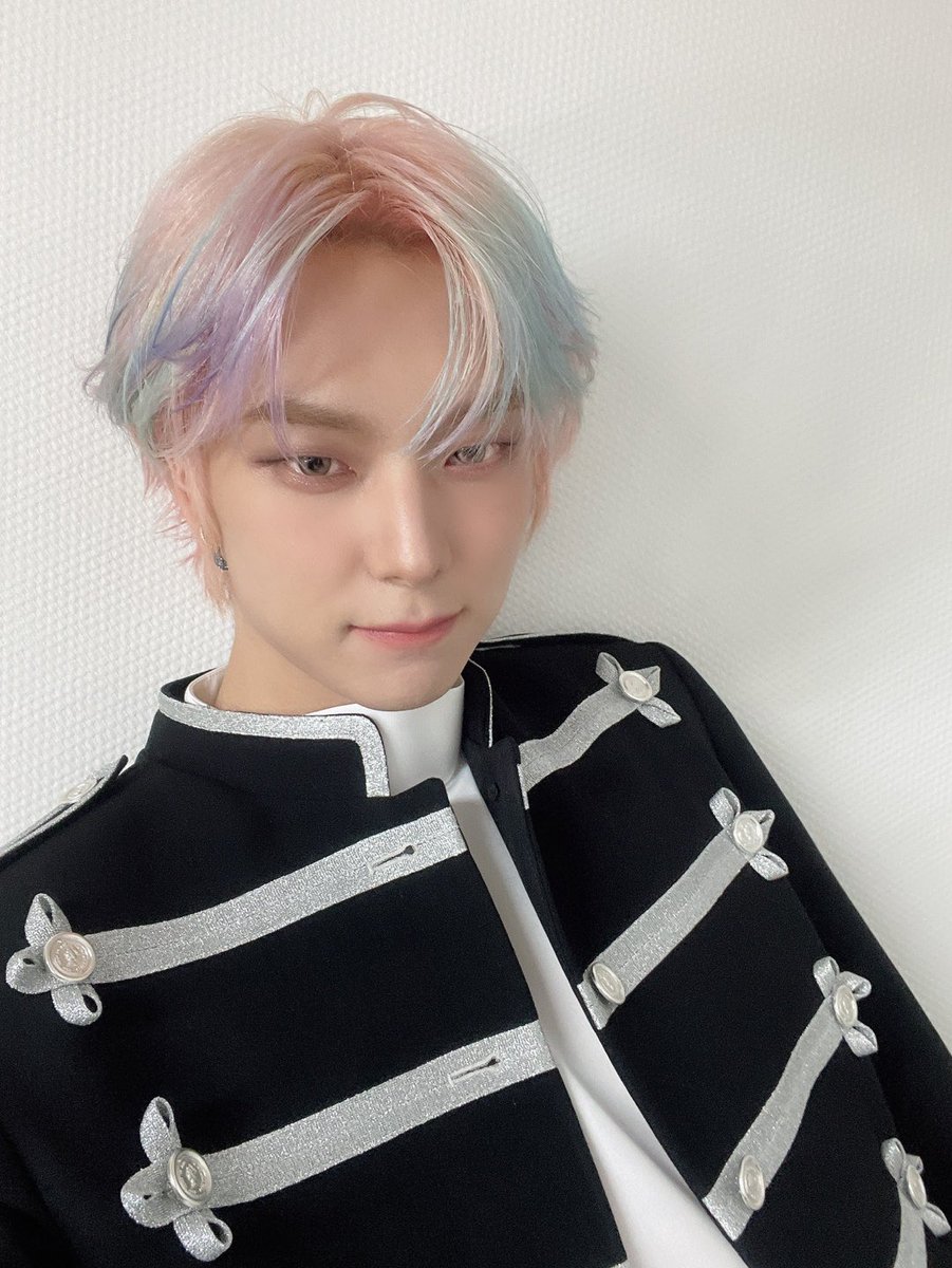 OmegaX_members's tweet photo. [#OX]

행복했던 오늘 내일도 행복하자 💙

#OMEGA_X #오메가엑스 
#제현 #JEHYUN https://t.co/wIsu84ffZQ