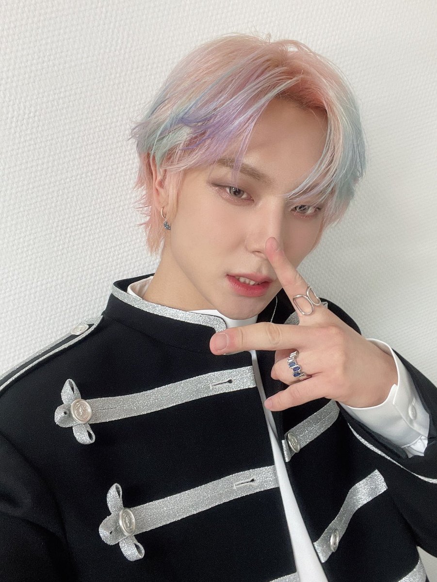 OmegaX_members's tweet photo. [#OX]

행복했던 오늘 내일도 행복하자 💙

#OMEGA_X #오메가엑스 
#제현 #JEHYUN https://t.co/wIsu84ffZQ