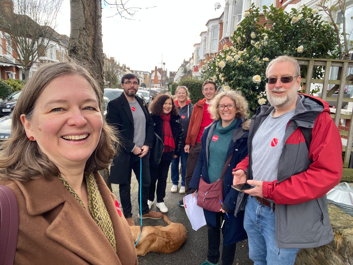 Great to be out with ⁦@PutneyLabour⁩ & ⁦@PutneyFleur⁩ this morning! People switching to ⁦@UKLabour⁩ in disgust at #RishisRecession & disgraceful “#Islamist takeover” accusations against our inclusive #LondonMayor ⁦@SadiqKhan⁩