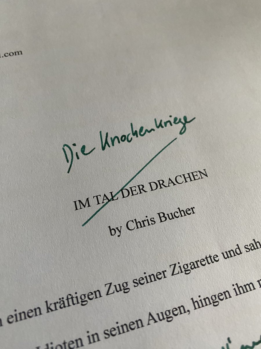 Schreiben macht Spass. Leider finde ich das Redigieren nur halb so amüsant. Aber es muss sein. In der Schreib-Euphorie tippe ich nämlich so manchen Quatsch zusammen 🤣
#writerslife