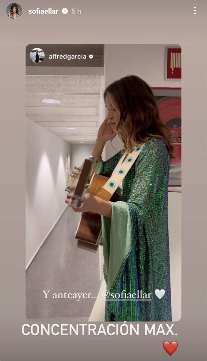 CA2LOTA's tweet photo. 📸 | Historia de #SofíaEllar. ❤️
#AlfredGarcía
https://t.co/T43w0sN20b https://t.co/WTTeUN4jkd