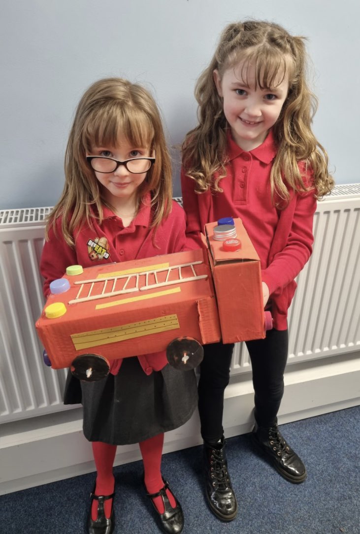 mrs_mcclare's tweet image. What a wonderful week designing and making fire engines! 🚒 Children in Y2 learnt about the importance of an axle and an axle holder to make wheels turn. Children worked in pairs showing great teamwork and collaboration. @RedscopeSchool @LisaSigsworth