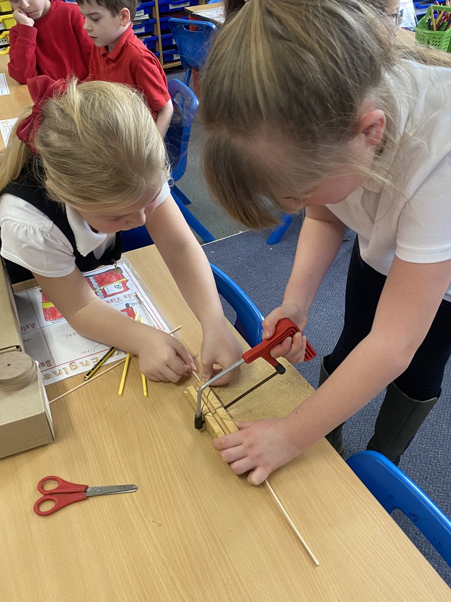 mrs_mcclare's tweet image. What a wonderful week designing and making fire engines! 🚒 Children in Y2 learnt about the importance of an axle and an axle holder to make wheels turn. Children worked in pairs showing great teamwork and collaboration. @RedscopeSchool @LisaSigsworth