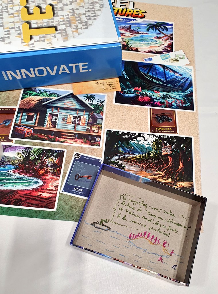 WENDLINGauthier's tweet image. Stéphanie Anquetil @SleuthGames me dèdicace son jeu point &amp;amp; click PIXEL AVENTURE, sur le stand @AuroraGamesFr.

Evidemment, je fais exprès de bouger la table pour le gêner quand il écrit 😈