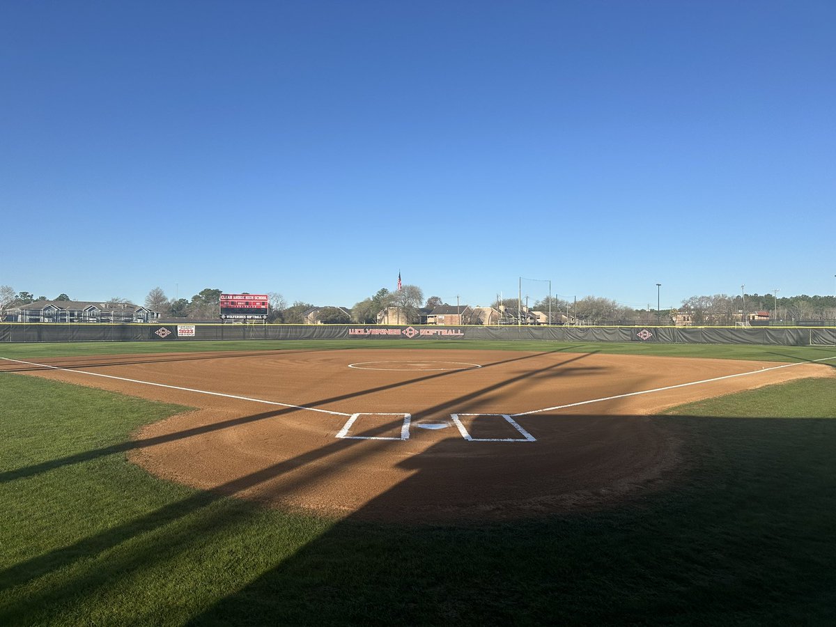 Last and final DAY of the CCISD tournament! Come out and support the girls today at 10 & 2 🫶🏻 #everyoneiswelcome