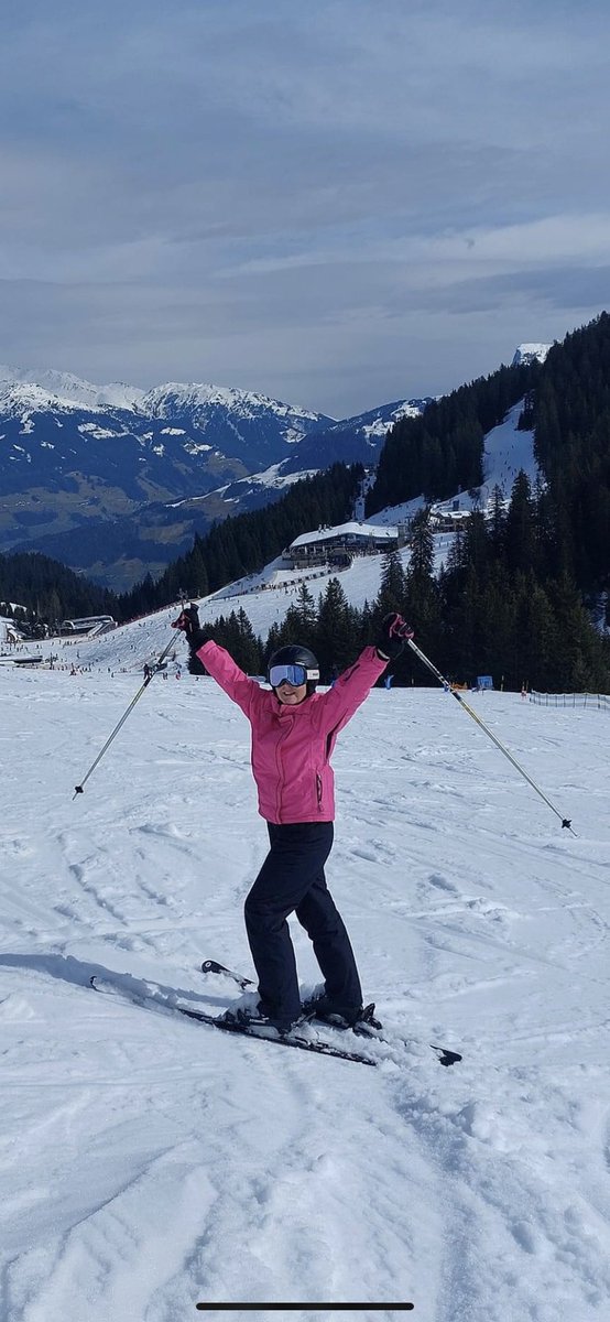 nickycrowther77's tweet photo. Mayrhofen, you have been a blast! Skiing convert here ⛷️ Thank you @MikeHawker75 for being the most patient teacher ever, I love you 💕 #Austria #firsttimeskiing #soulmate https://t.co/Z4ayFb4Sgz