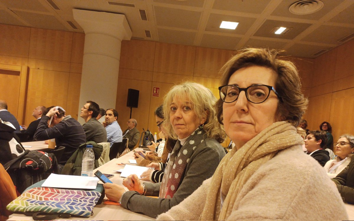 mayobe67's tweet photo. Desde el Congreso La Iglesia en la Educación @archiValladolid https://t.co/uFiX9y5eSf
