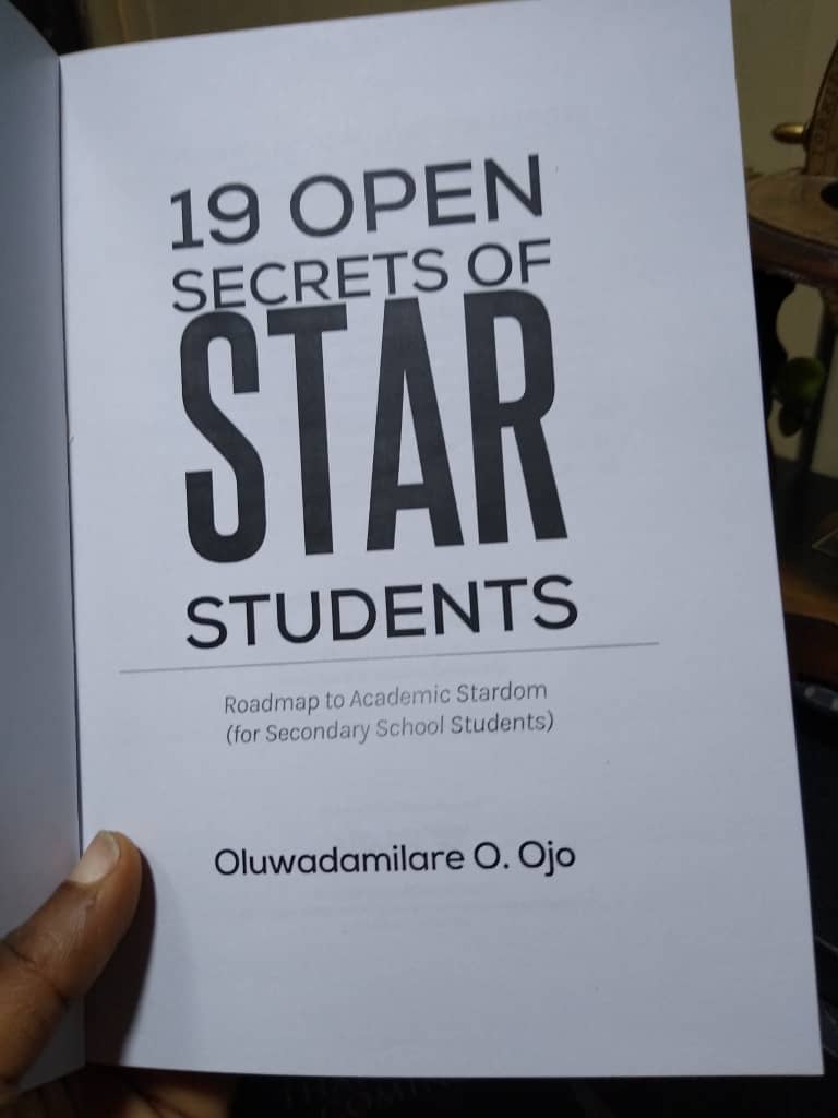 OzoneDee_'s tweet photo. Here is 'The Big Thing':

19 OPEN SECRETS OF STAR STUDENTS: NOW OUT AND SELLING FAST!

#19OpenSecretsOfStarStudents #BookLaunchPromo #AcademicExcellence #StarStudents #Principles #BookLaunch  #book #GrabYourCopy #Now #Dollar @highlight https://t.co/j9pm5oHefD