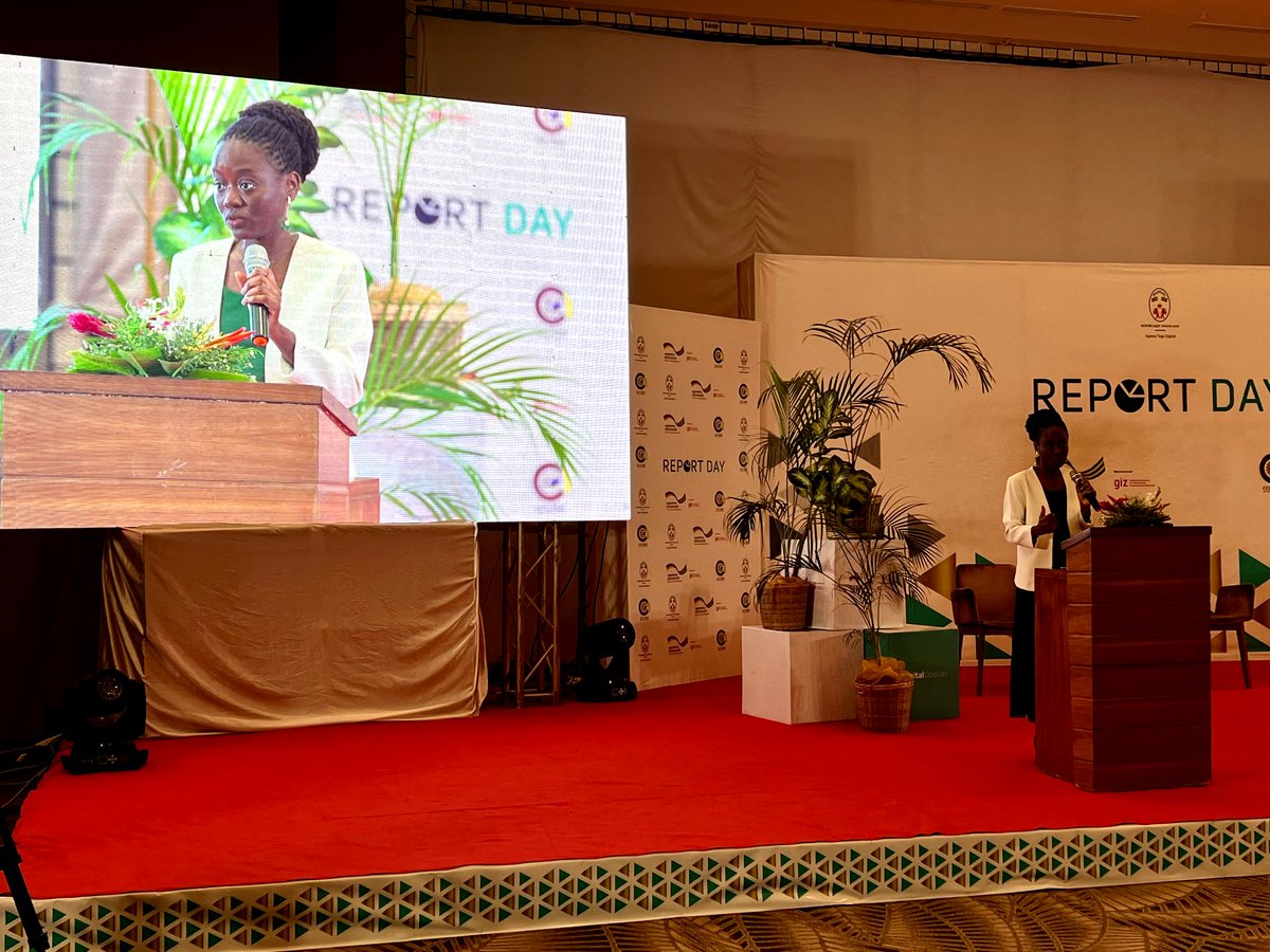 zeusreas's tweet photo. 2ème étape des journées du #DigitalGododo
La Report Day est en cours en ce moment...

Au programme : 
- Pannels 
- Présentations 
- Networking 
- Matchmaking 

#TogoDigital #TDA2022 #TDA2024 #TDA3 #Tech228 #GIZTogo #teamEurope #LsaProd #EventOrganizer https://t.co/zf2u9K16ir